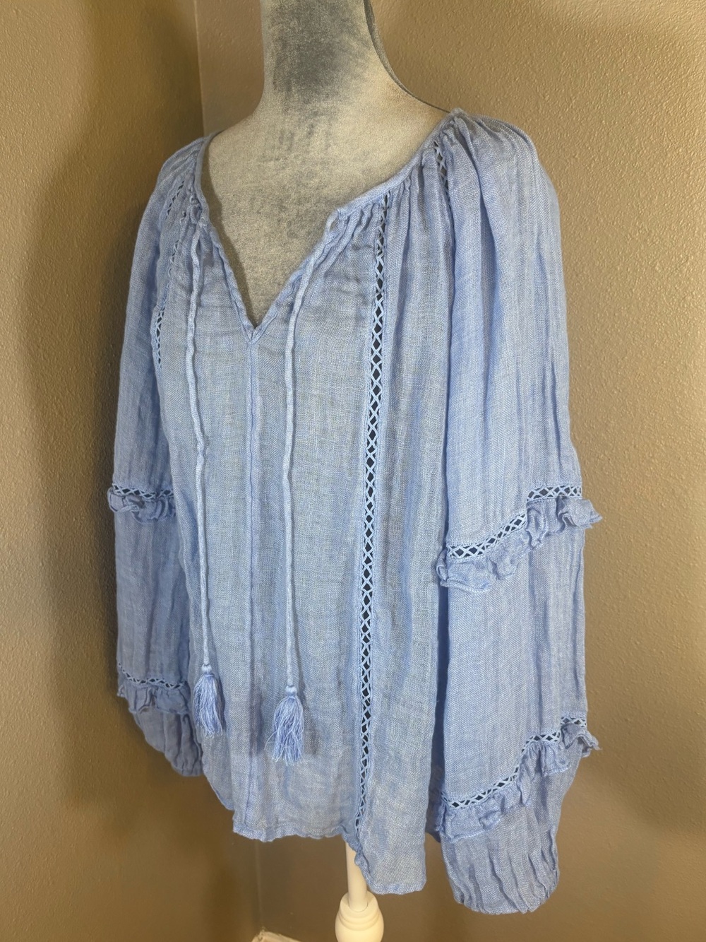 Sundance Light Blue Linen Peasant Top with Tassels Size L - Picture 7 of 11